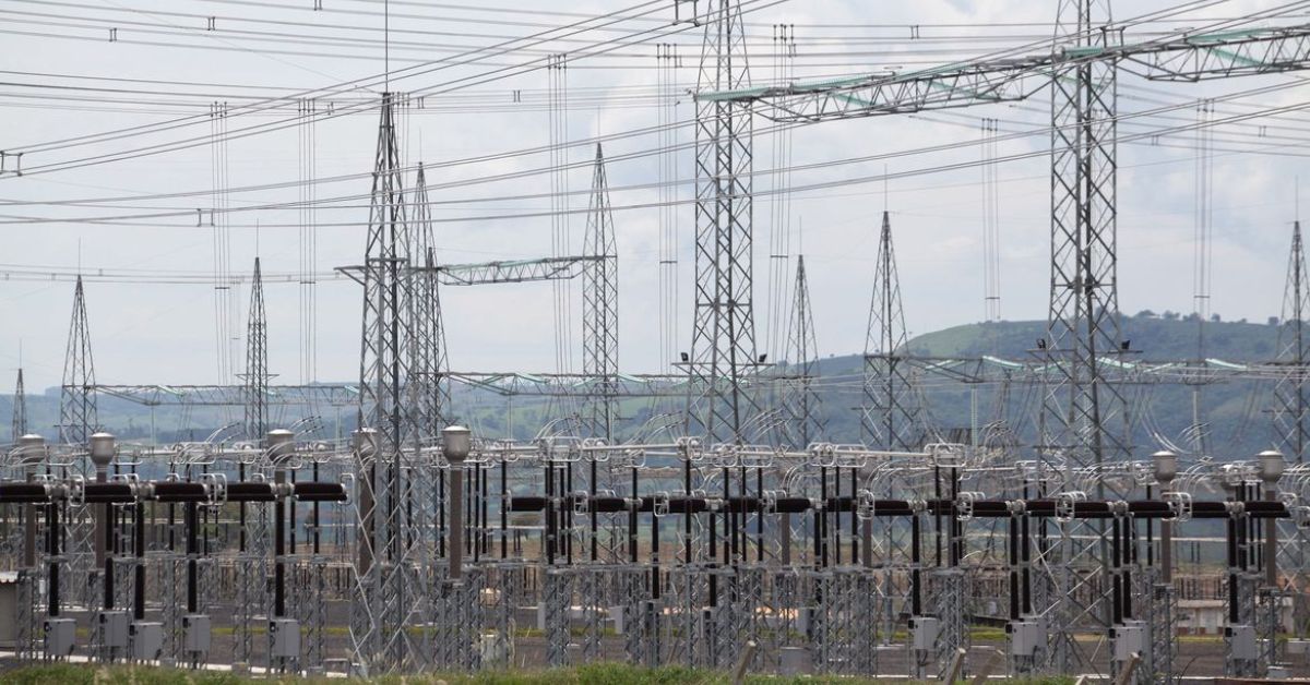 Ministro anuncia investimentos de R$ 56 bi em transmissão de energia