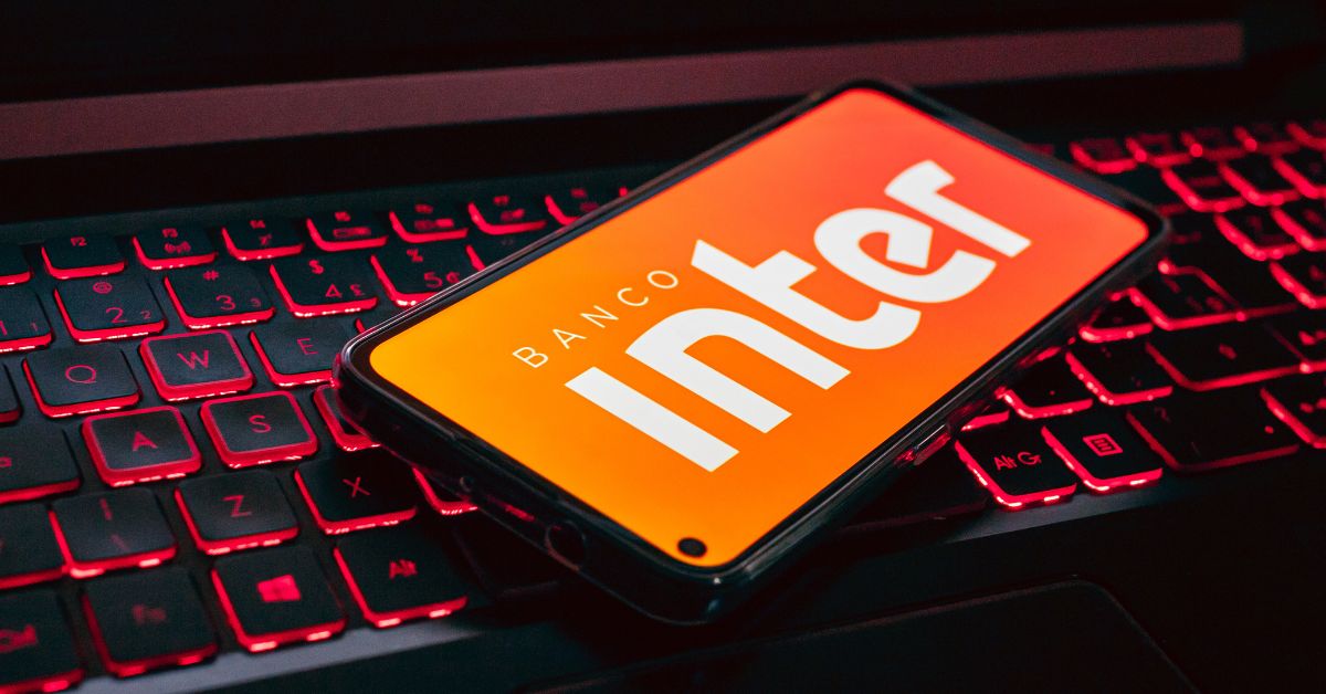 Inter lança Fórum, rede social embutida no aplicativo e focada em finanças