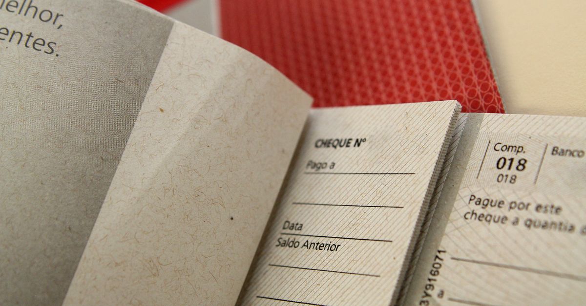 Uso de cheque e transferências via DOC diminui, mas ainda tem público