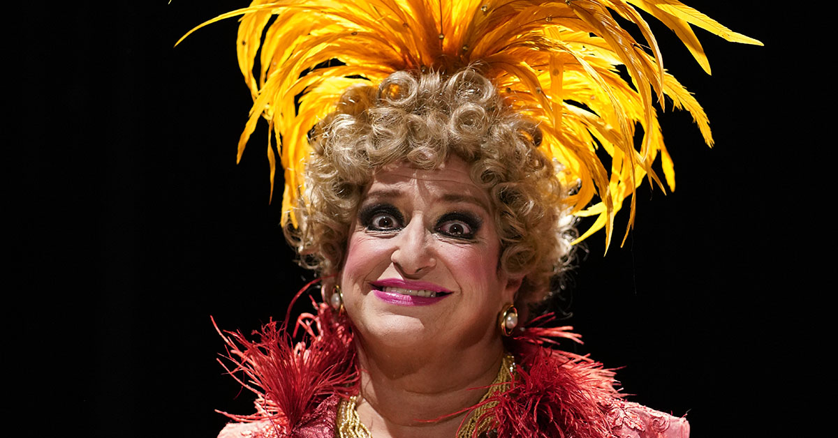 “Nasci pra ser Dercy” em cartaz neste fim de semana no Sesc Palladium