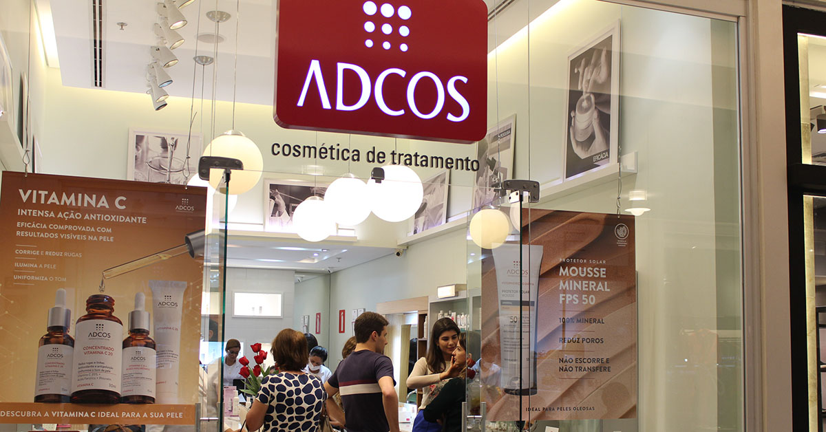 Dia dos Namorados plataformas digitais viram vitrine de varejistas