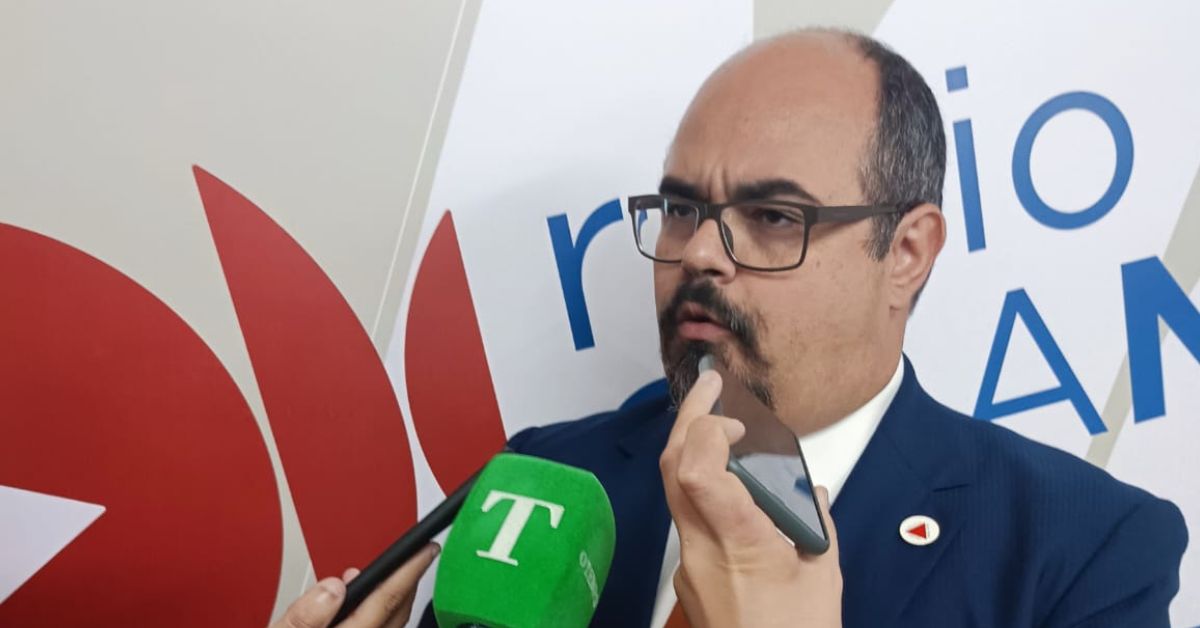 Mateus Simões cobra celeridade do governo federal no acordo de Mariana