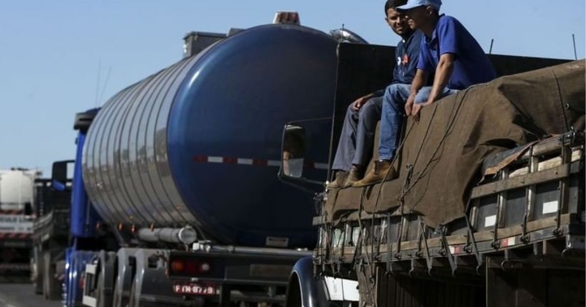 Com ameaça de greve, transportadores buscam em Brasília apoio do governo