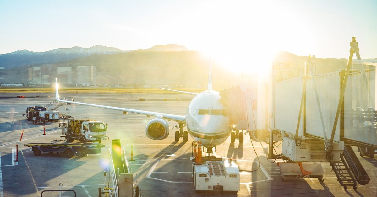 Governo promete reduzir em 80% tempo de liberação de cargas