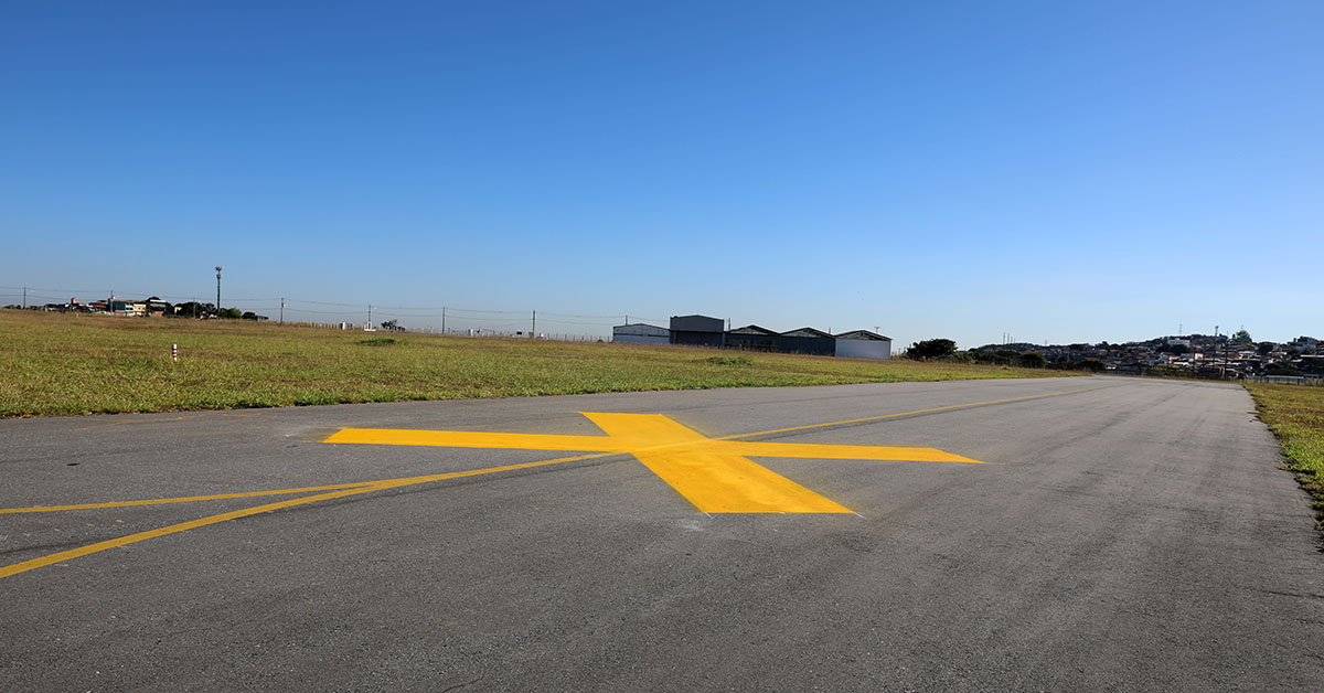 Entidades tentam reverter fechamento do Aeroporto Carlos Prates