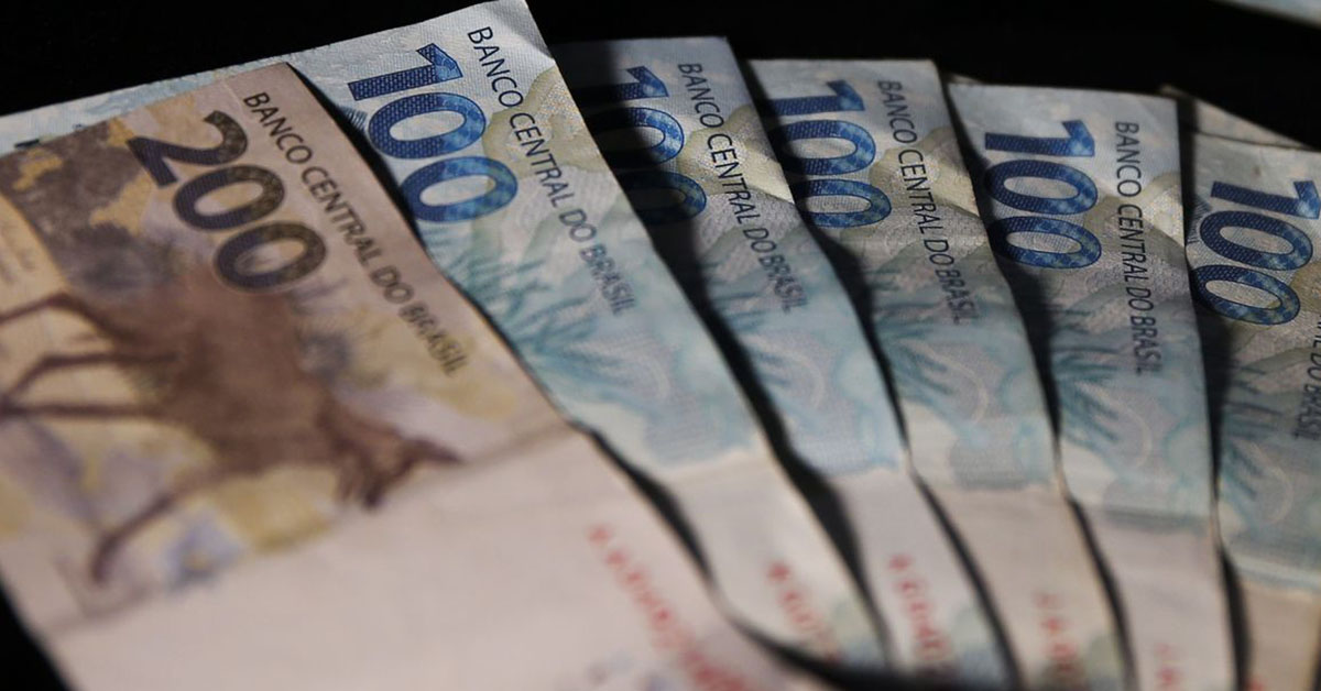 Governo prevê economia de R$ 70 bilhões em dois anos com pacote fiscal