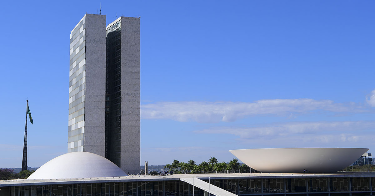 Leis orçamentárias e CPMI voltam à pauta