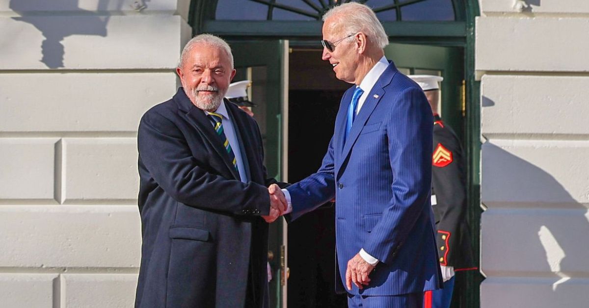 Biden diz que Lula quer se encontrar com ele em breve para discutir sobre o clima