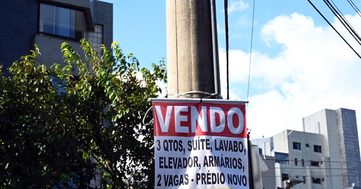 Veja se vale a pena financiar imóvel antes da queda de juros