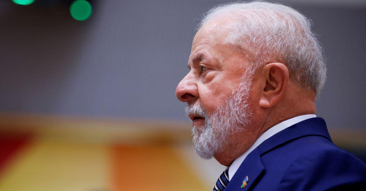 Sob pressão do centrão, Lula acelera negociação por reforma ministerial