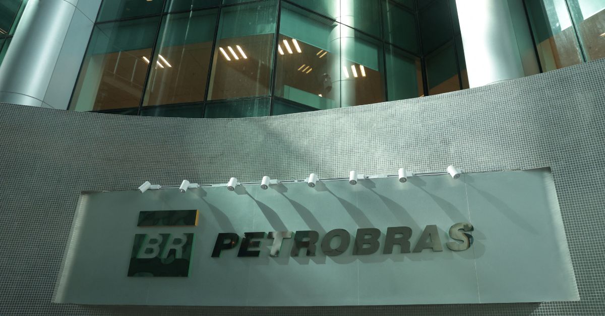 Ações da Petrobras sobem após anúncio de nova política de dividendos