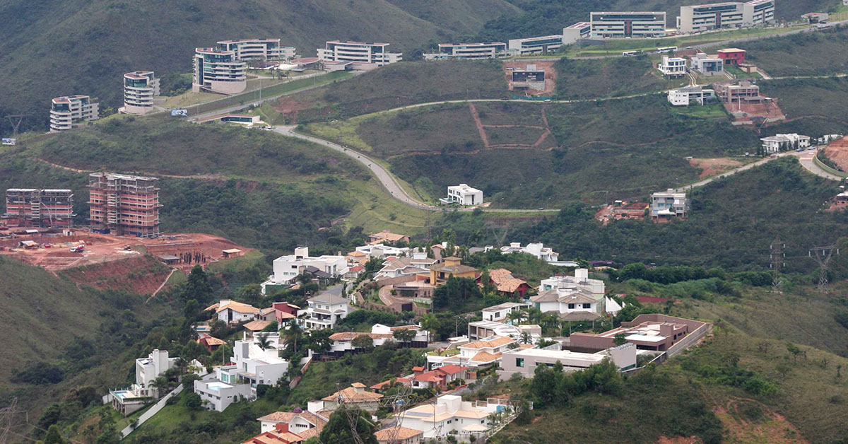 Lançamento de loteamentos recua 30,1% no primeiro semestre em Minas
