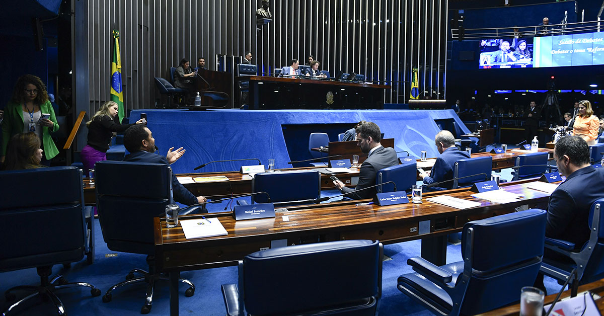 Governadores vão ao Senado discutir projeto