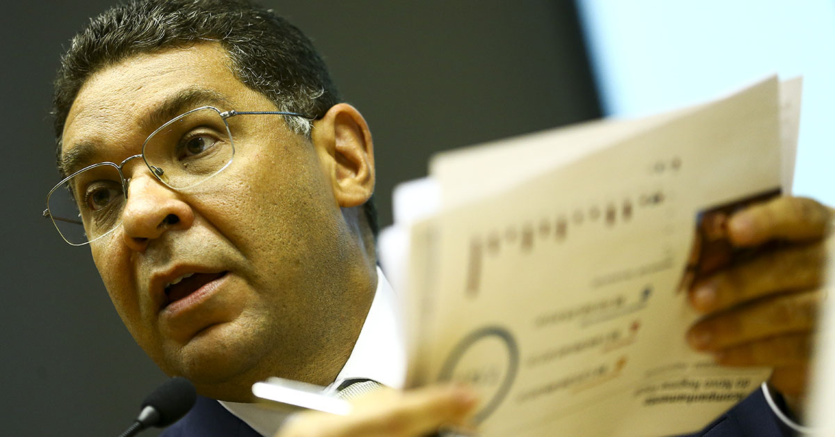 Orçamento pode ter bloqueio de R$ 60 bi