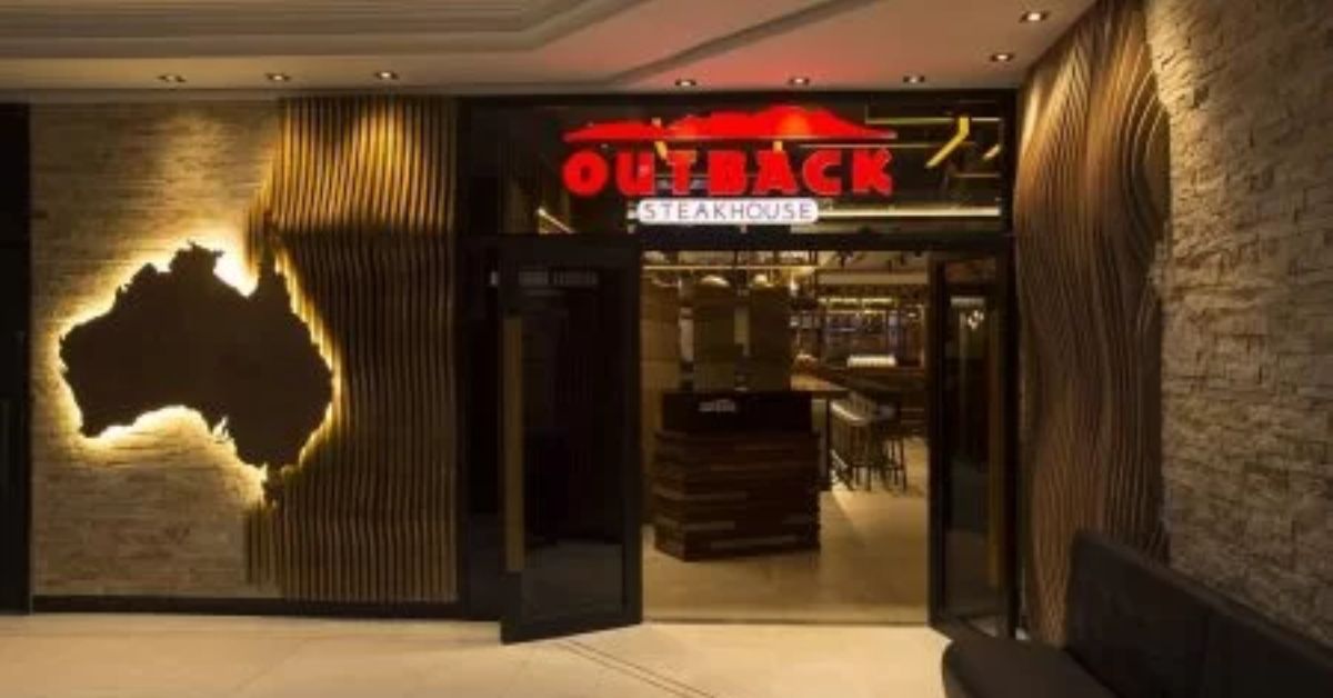 O Outback Steakhouse é uma das marcas controladas pela empresa | Crédito: Divulgação