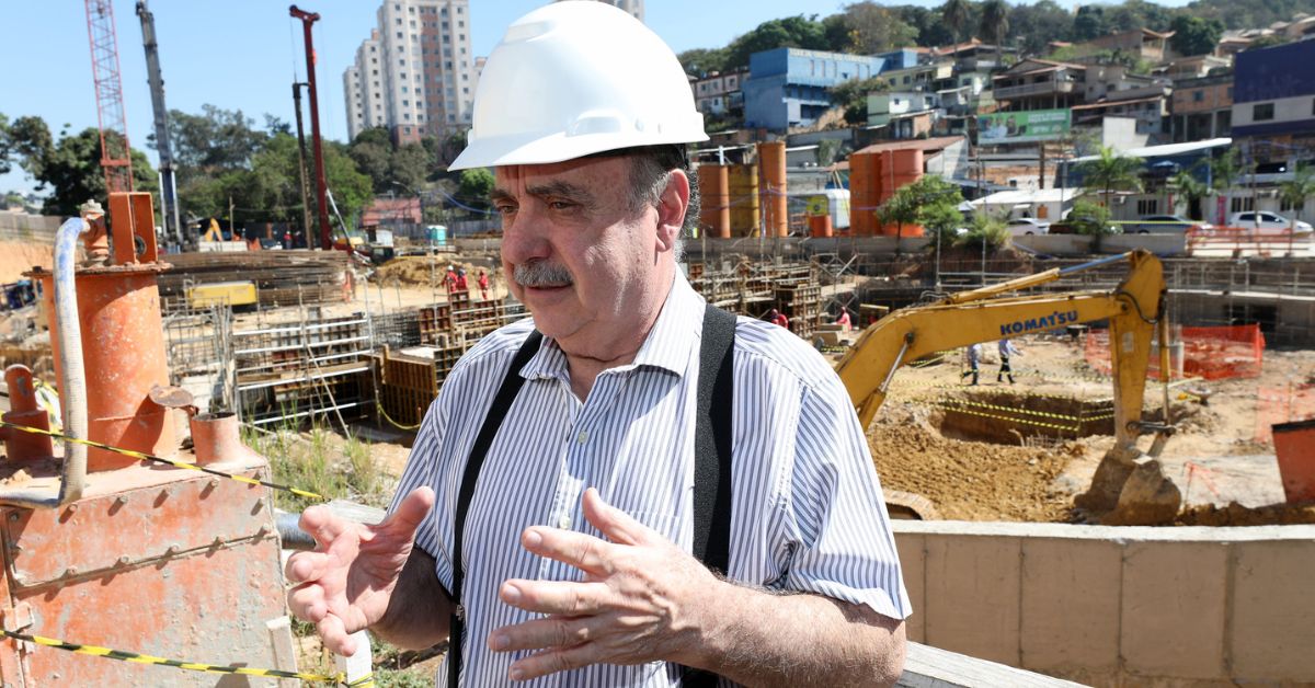 Obras de reservatório contra enchentes avançam na avenida Vilarinho