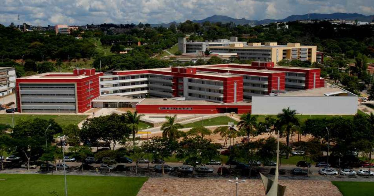 UFMG é a 3ª universidade do Brasil