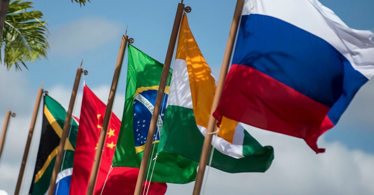 Cúpula do Brics na Rússia mira alternativa ao dólar e ao FMI