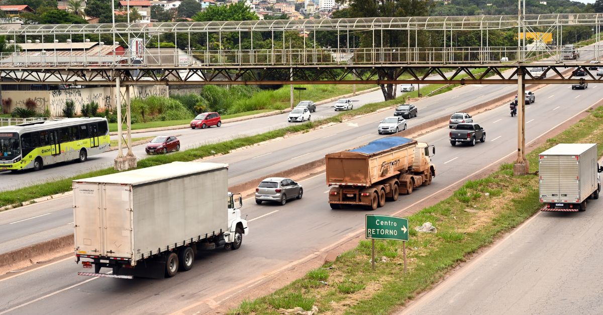 O Anel Rodoviário é um dos corredores de trânsito urbano mais movimentados da capital mineira, recebendo diariamente algo em torno de 130 mil veículos | Crédito: Alessandro Carvalho/Diário do Comércio