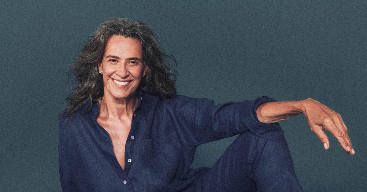 Simone celebra 50 anos de carreira com show