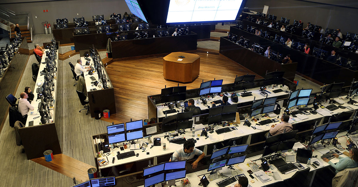 Analistas seguem cautelosos com a B3