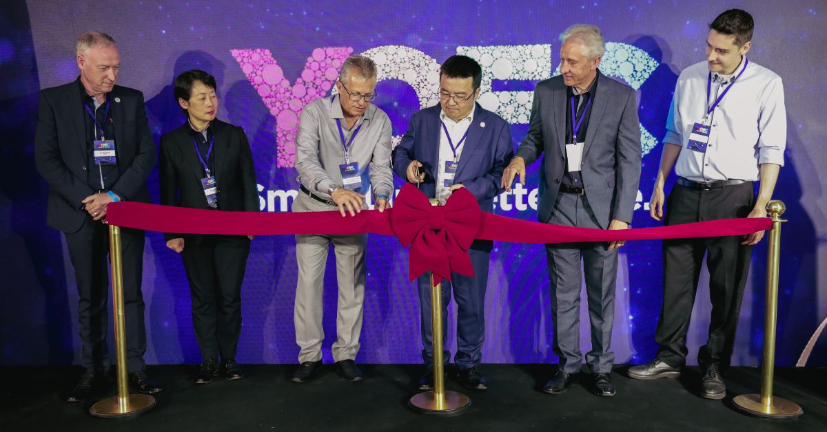 Multinacional chinesa YOFC inaugura fábrica em Pouso Alegre