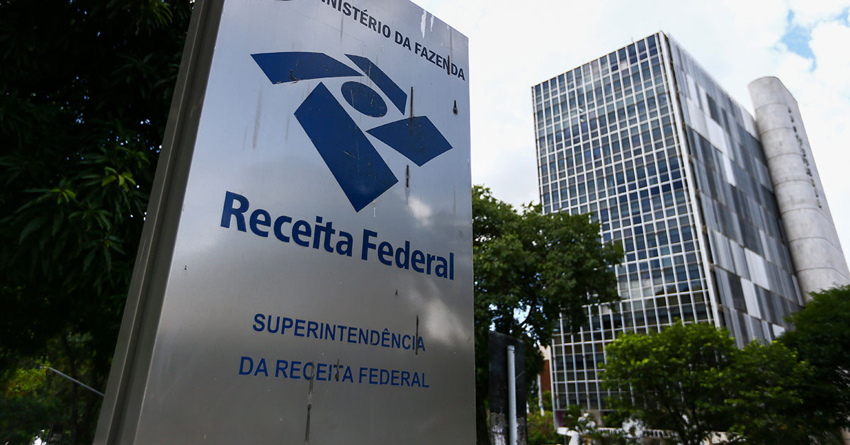 A Receita Federal oferece uma chance das clínicas regularizarem suas pendências financeira | Crédito: Marcelo Camargo / Agência Brasil