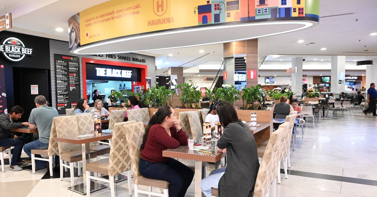 No Sudeste, público vai ao shopping em busca de restaurantes, boliche e teatro