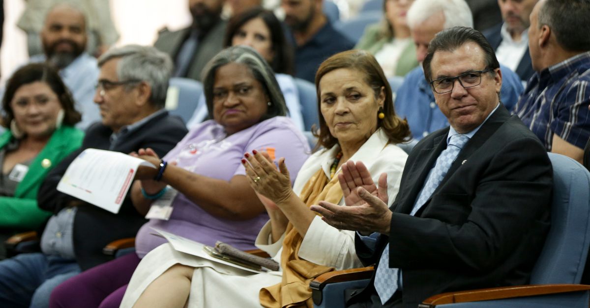 Governo reinstala Conselho Nacional de Economia Solidária 