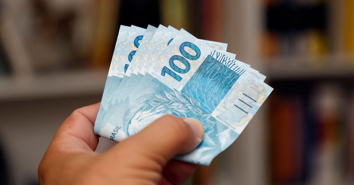 Estoque de crédito no Brasil sobe 10,9% em 2024 e supera previsão do BC