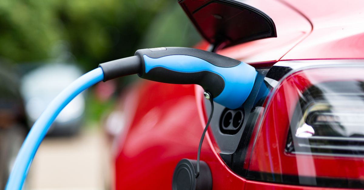 Transição para veículos totalmente elétricos ainda é uma realidade distante