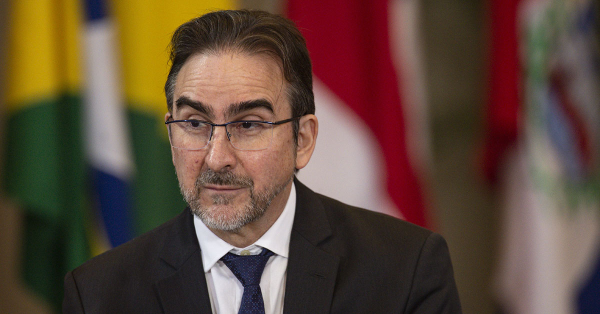 Regulamentação exigirá entre 3 e 5 leis