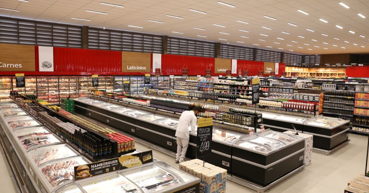 Grupo Supernosso inaugura loja no Shopping Del Rey