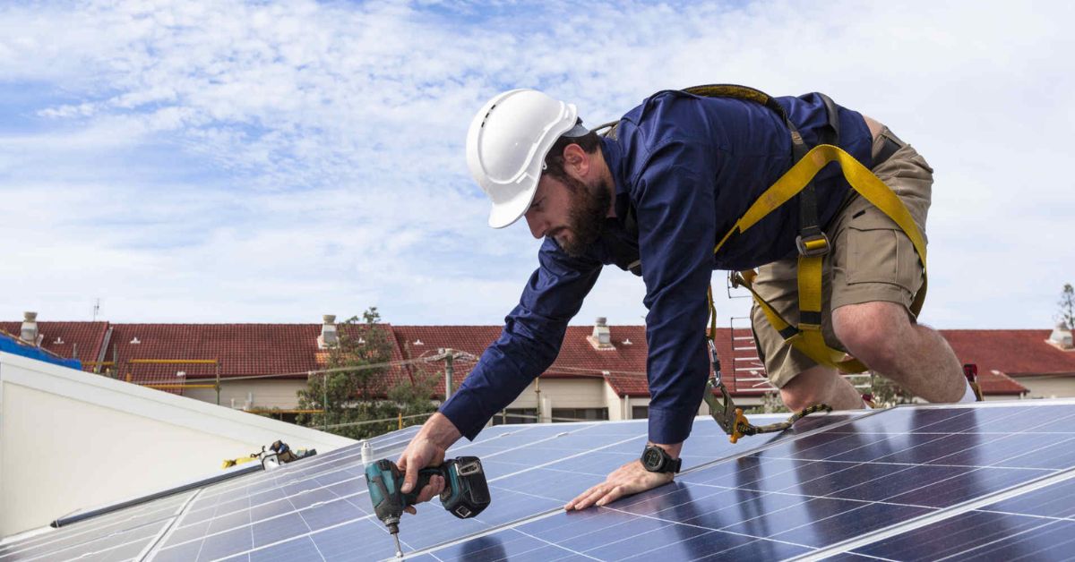 Maior consumo de energia eleva interesse por painéis solares
