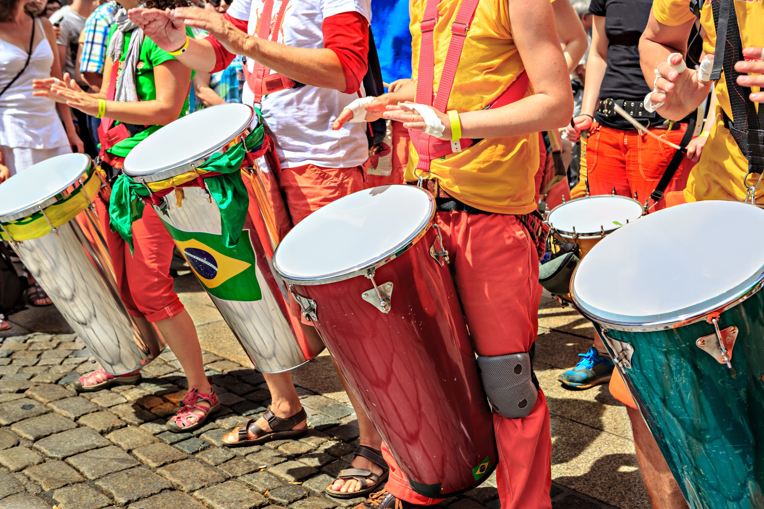 Instrumentos do samba são reconhecidos como manifestações da cultura nacional