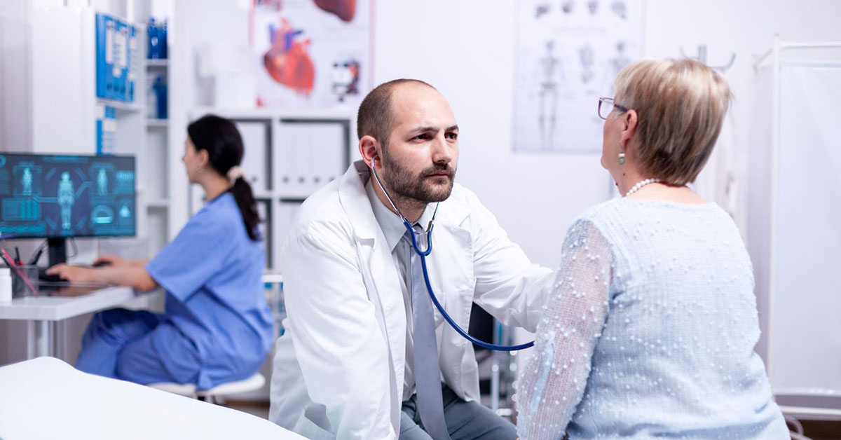 Plano de saúde MedSênior abre mais de 100 vagas de emprego no Brasil 