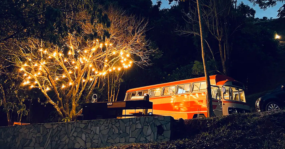 Ônibus vintage é refúgio de paz a duas horas de SP