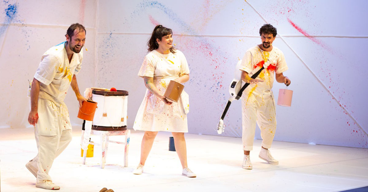 Maria Cutia apresenta “Aquarela: um show cênico”
