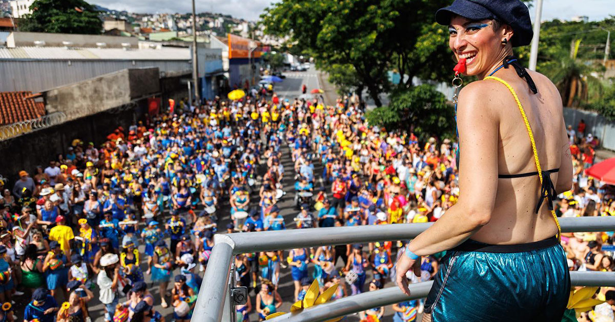 Bloco da Esquina homenageia as mulheres
