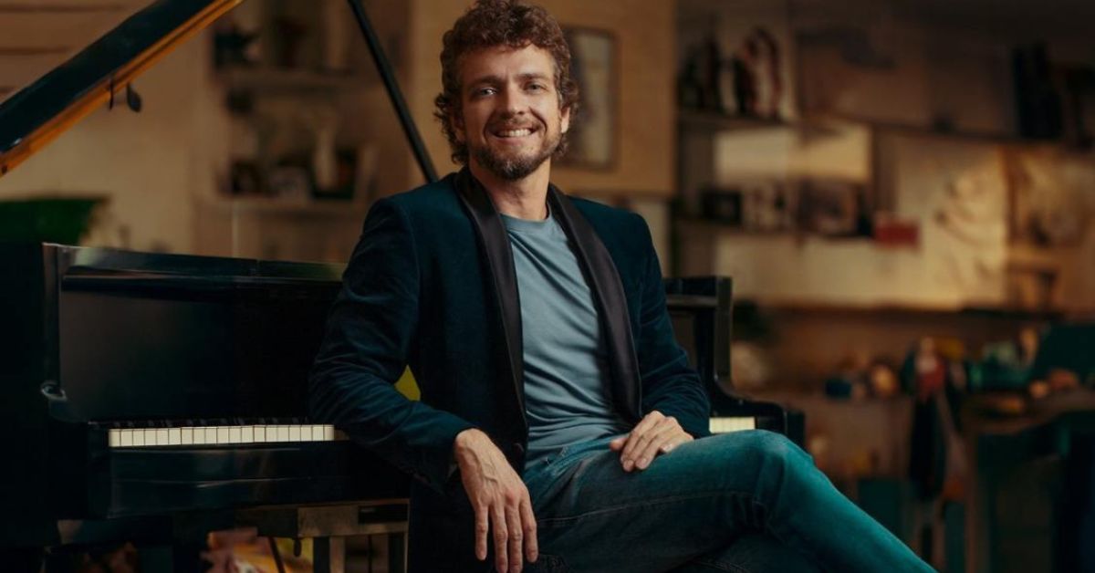João Ventura se apresenta no Clube de Jazz do Café com Letras