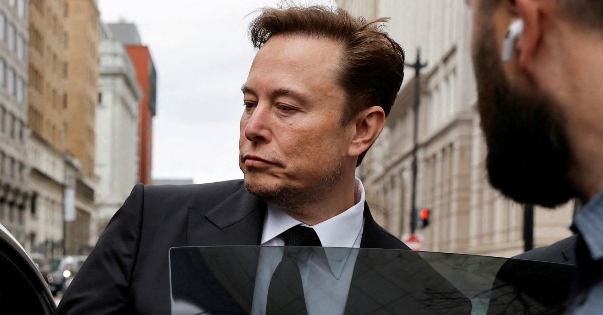 Por que Elon Musk é mentiroso e arrogante
