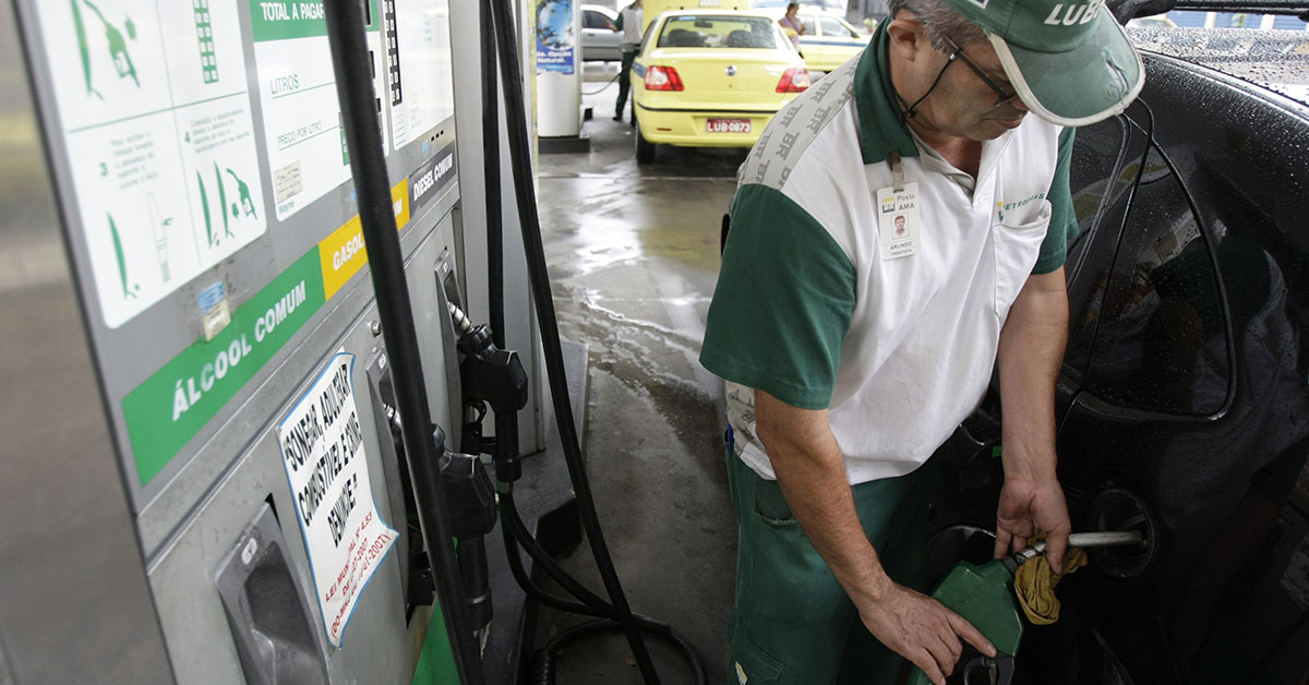 Puxadas pela gasolina, vendas de combustíveis crescem 5,6% em Minas
