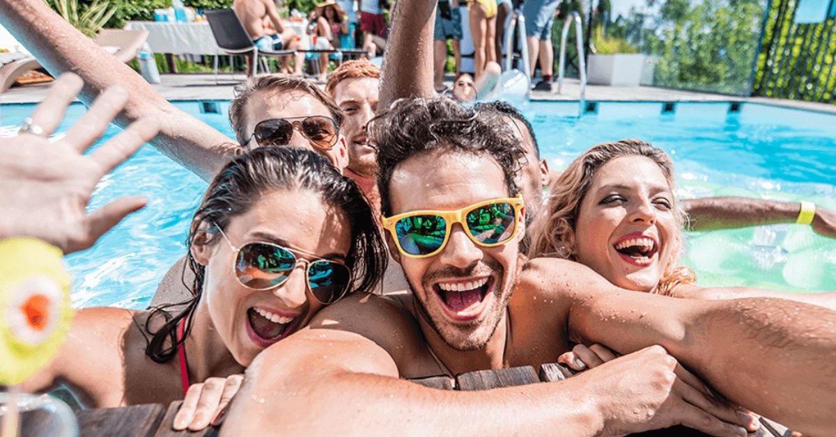Carnaval 2024: hotéis de BH devem ter ocupação recorde e faturar R$ 13 milhões