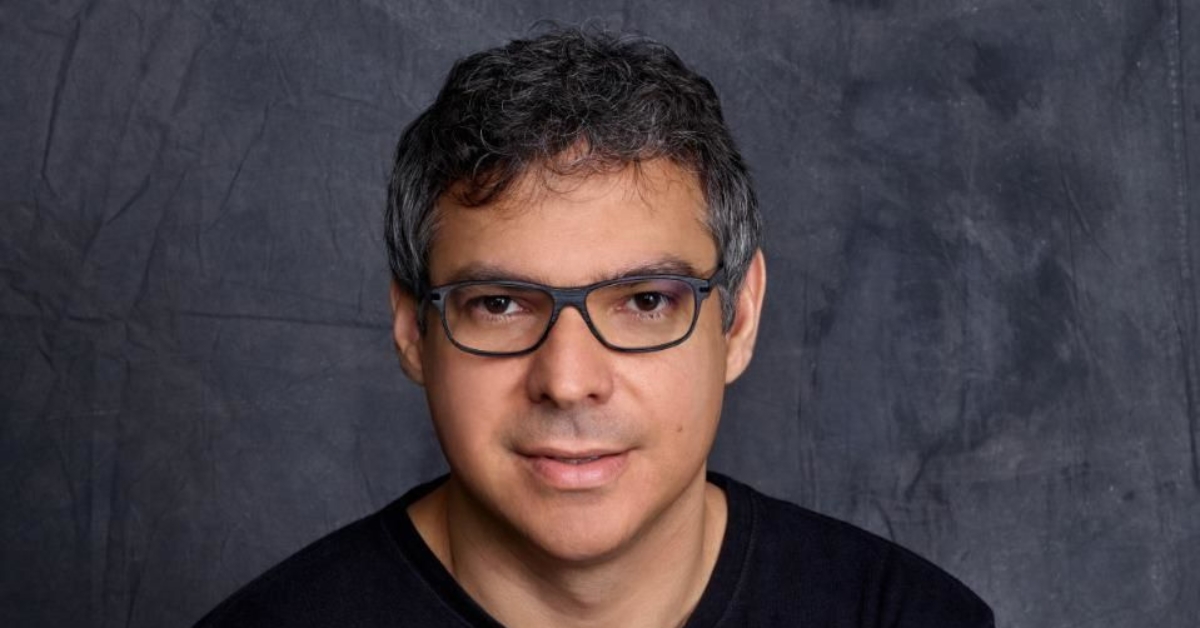 Carlos Cardoso se inspira no Carnaval para suas poesias