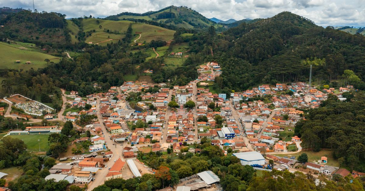 Minas Gerais tem duas cidades entre os destinos mais acolhedores do Brasil