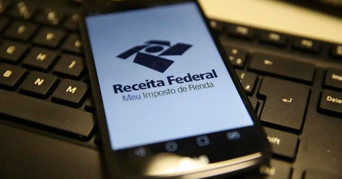 Empresas têm até esta quinta (29) para envio de comprovantes do IR e relatório de igualdade salarial