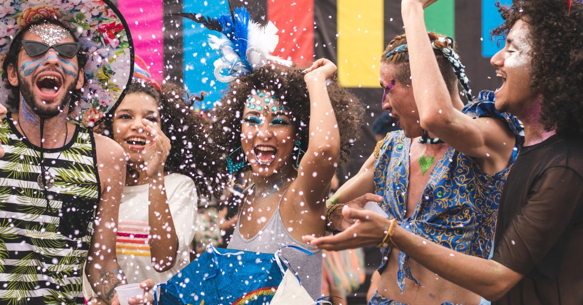 Veja a lista dos golpes mais comuns no Carnaval, segundo o Reclame Aqui