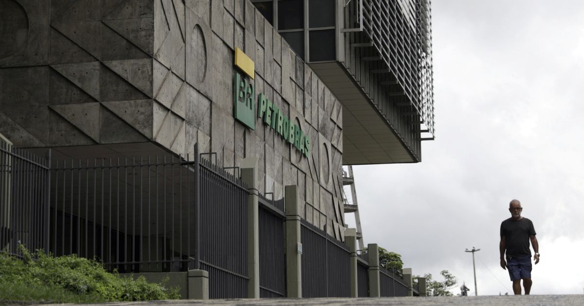 Petrobras assina acordo de R$ 832 mi com ANP para encerrar processo sobre royalties