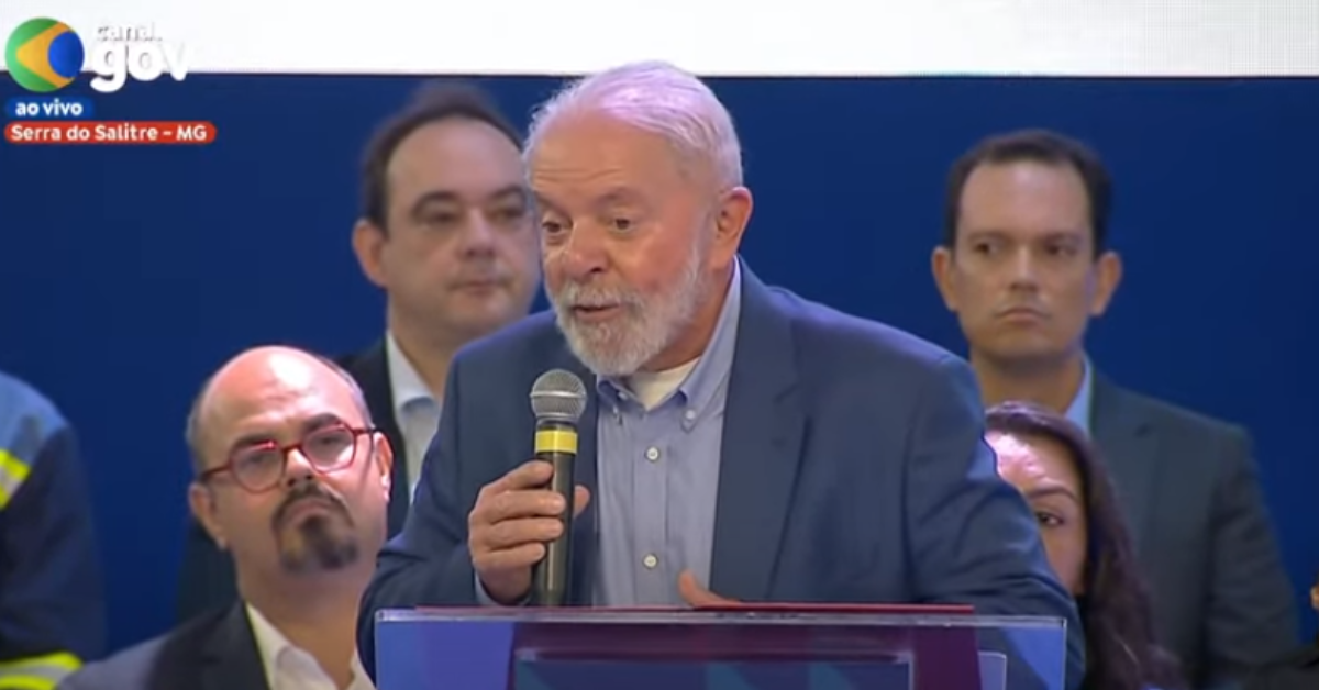 “Democracia está em risco”, diz Lula