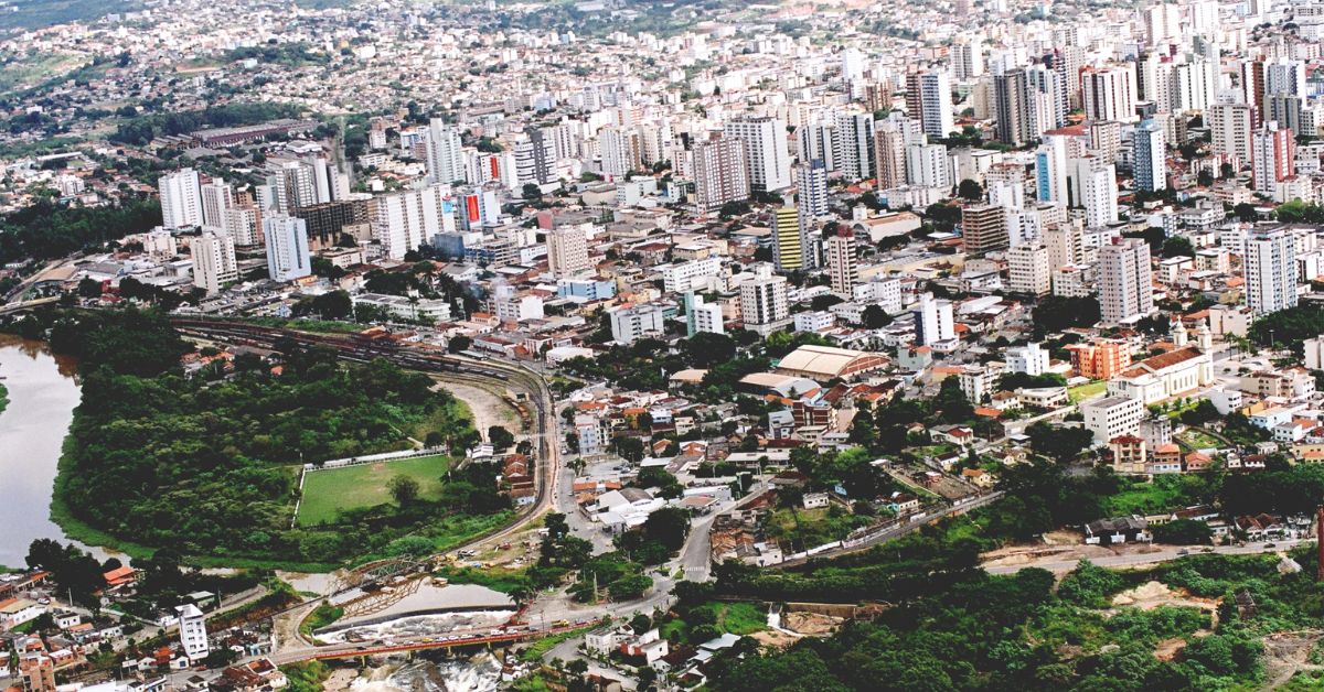 Divinópolis recebeu 10 mil novos negócios nos últimos três anos